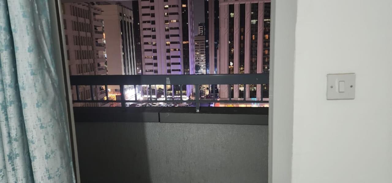 Sharing Motel Rooms Abu Dhabi Eksteriør bilde